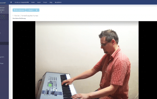 Klavier lernen - Videounterricht mit Detailansicht